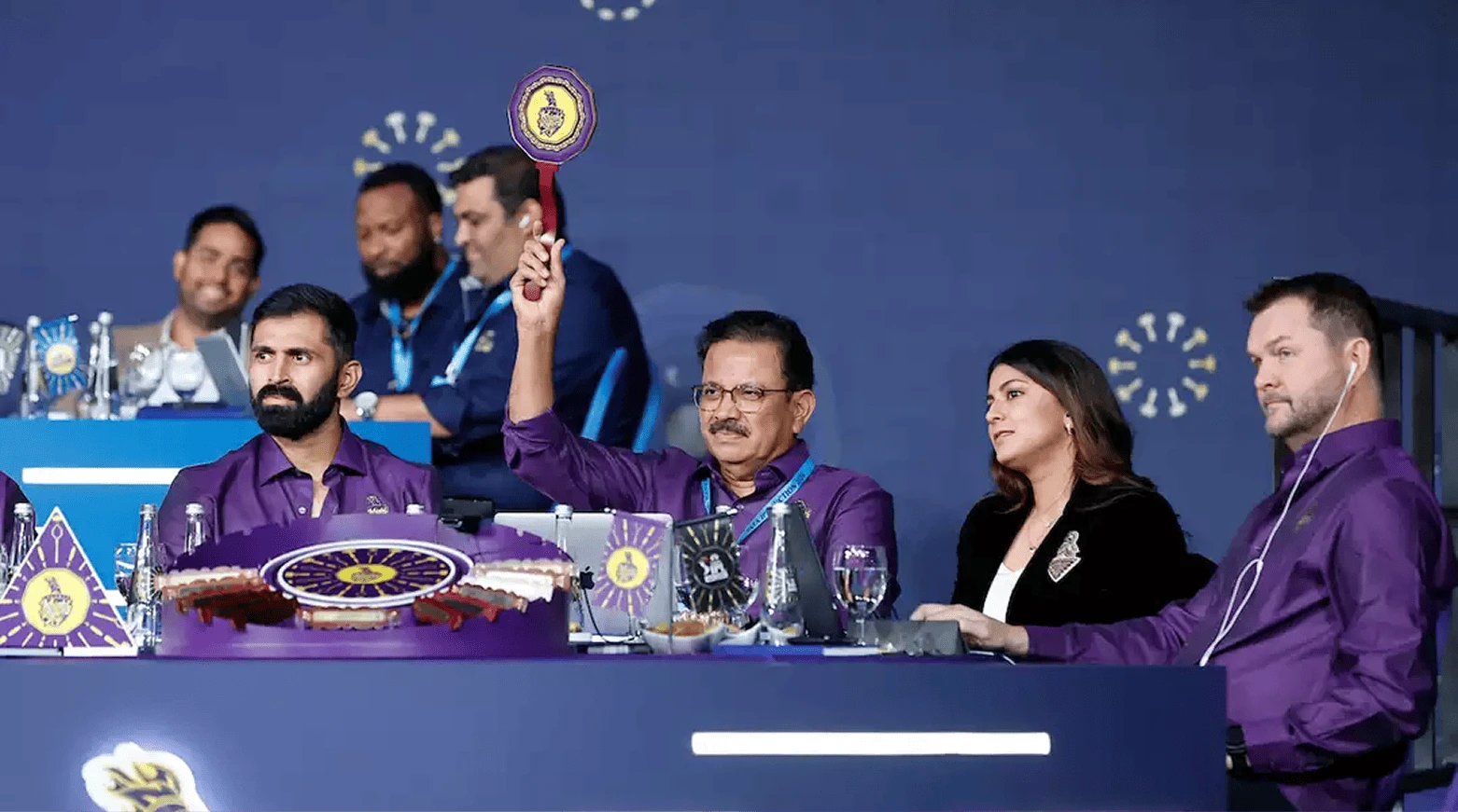 IPL 2026 - Current squads and purse remaining